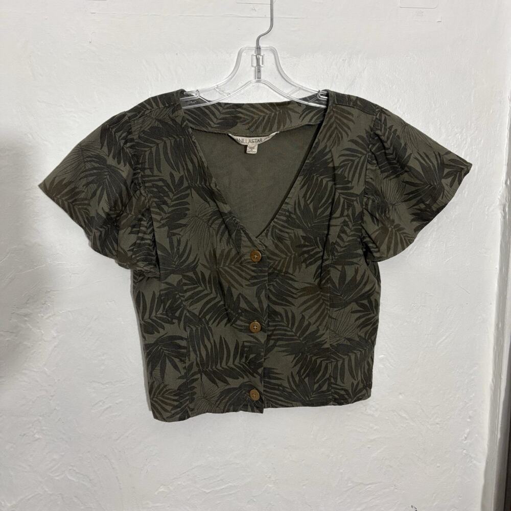 Vanilla Star Women's Cropped Leaf Print V-Neck Short Sleeve Button Blouse M